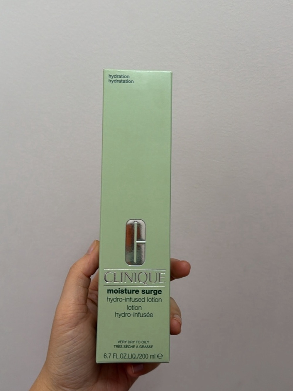 Clinique Moisture Surge Hydro-Infused Lotion 200ML - Picture 2 of 2